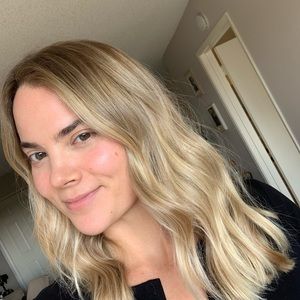 Meet your Posher, Yolande